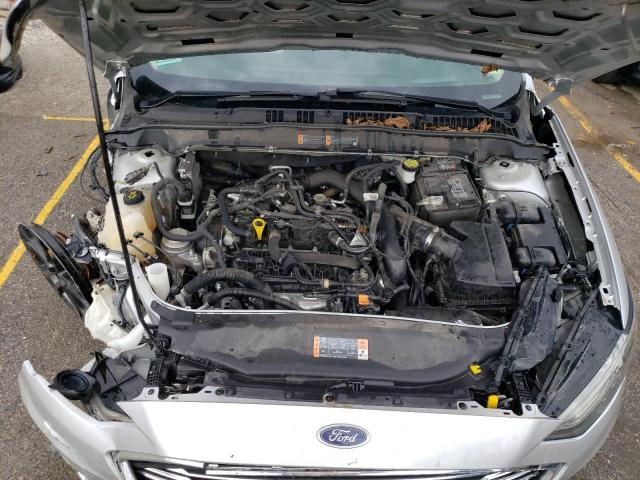 3FA6P0HD9KR172579 Ford FUSION SE