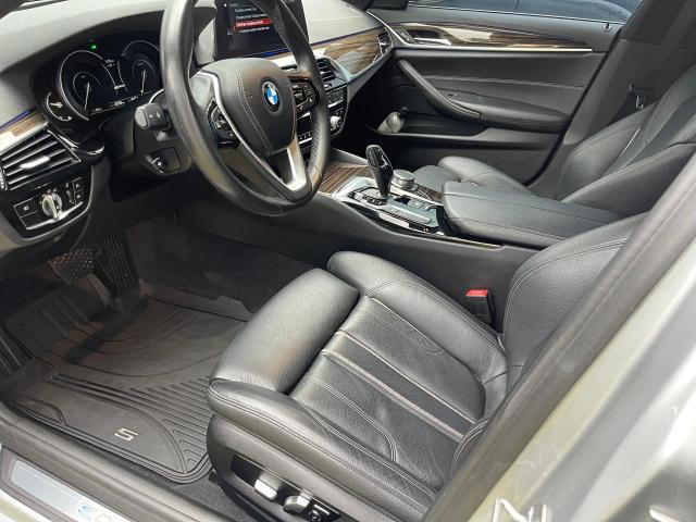 WBAJA9C57JB252943 BMW 530e