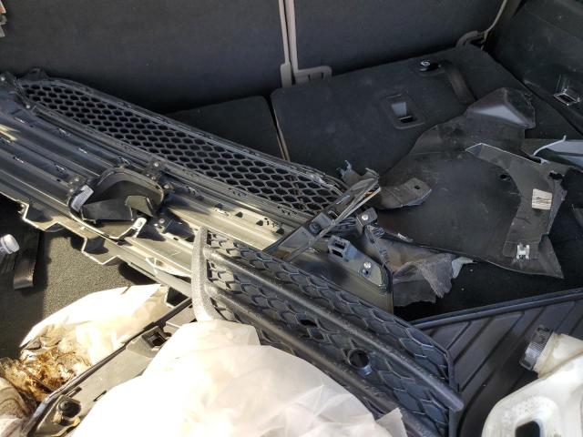 5FNYF5H9XHB008914 Honda Pilot Touring