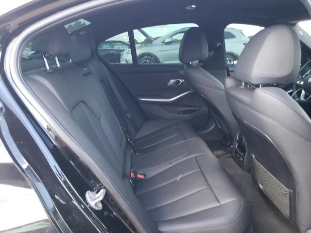 3MW5R7J55K8B02155 BMW 330XI