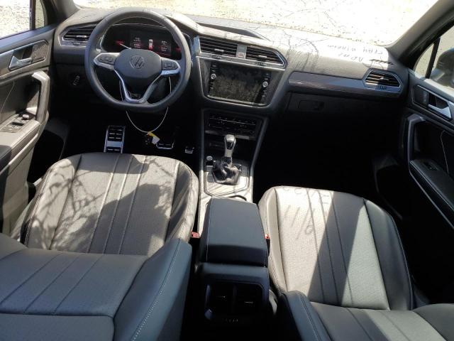 3VVCB7AX3PM073948 Volkswagen Tiguan Se R-line Black