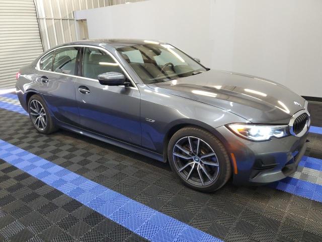 3MW5P9J04N8C72565 BMW 330xe