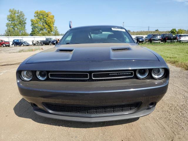 2C3CDZAG4GH300152 Dodge Challenger Sxt
