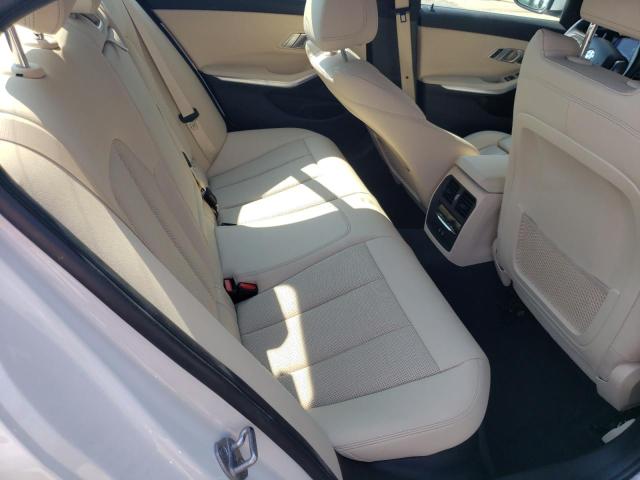3MW5R7J0XN8C71418 BMW 330XI