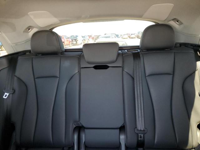 WA1BVAF17KD040145 Audi Q8 Premium Plus