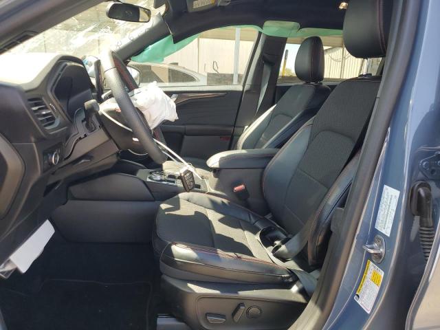 1FMCU9NA8PUB37676 Ford Escape St