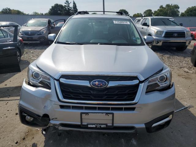 JF2SJARC4HH492720 Subaru FORESTER 2