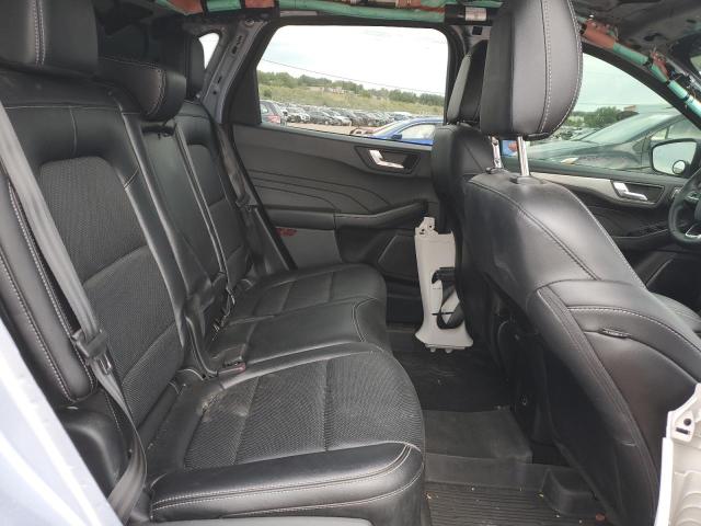 1FMCU9DZ4NUA91316 Ford ESCAPE TIT