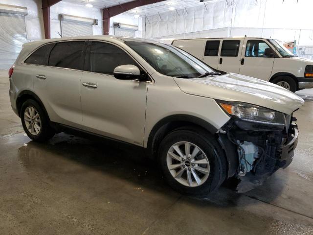 5XYPGDA55KG482067 KIA SORENTO LX
