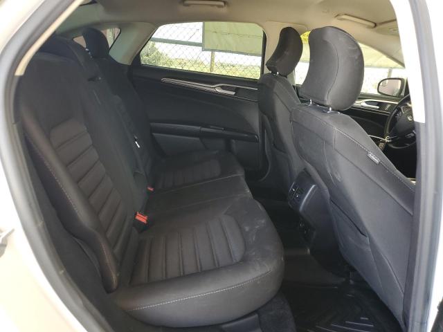 3FA6P0LU8HR267036 Ford FUSION SE