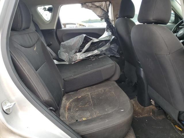 KNDJN2A20J7594373 KIA Soul