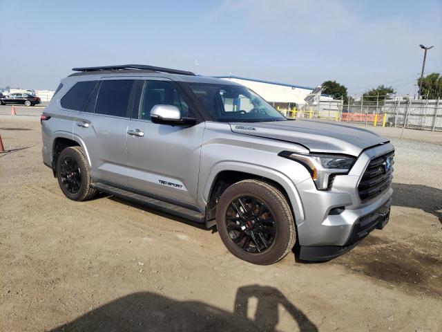 7SVAAABA6RX042034 Toyota SEQUOIA SR