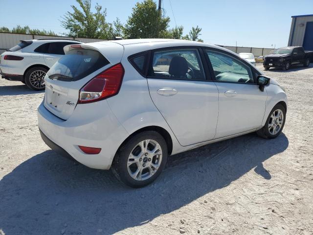 3FADP4EJ2FM105611 Ford FIESTA SE