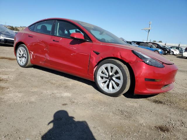 5YJ3E1EA7NF330779 Tesla 2022