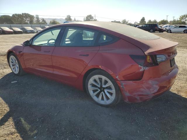 5YJ3E1EA7NF330779 Tesla 2022