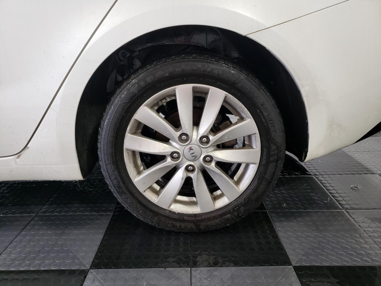 KNAFX4A67E5155801 KIA FORTE LX