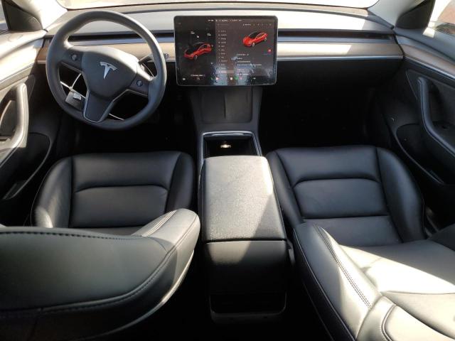 5YJ3E1EA7NF330779 Tesla 2022