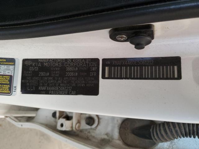 KNAFX4A60E5061212 KIA FORTE LX