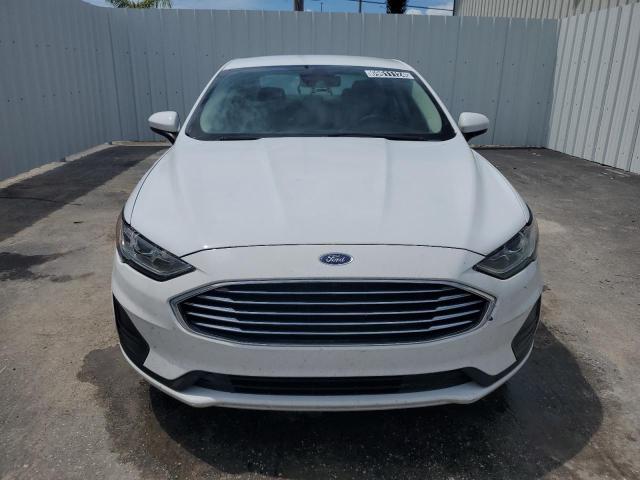 3FA6P0HD6KR161605 Ford FUSION SE