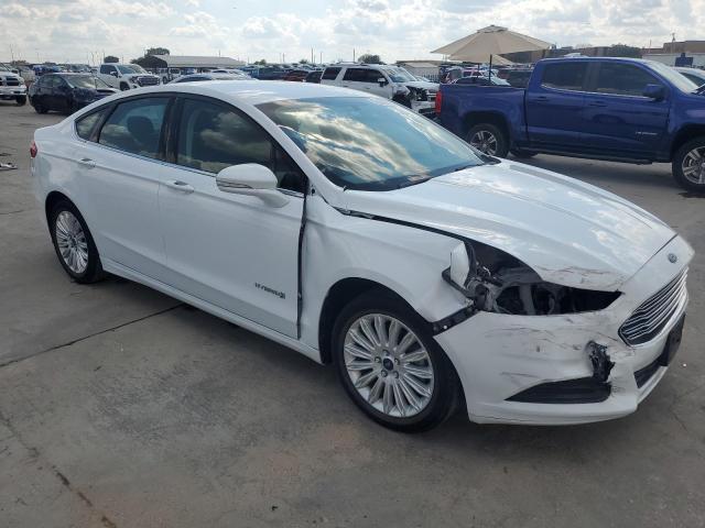 3FA6P0LU1GR360205 Ford FUSION SE