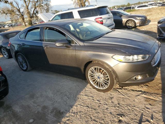 3FA6P0H93FR219588 Ford FUSION SE