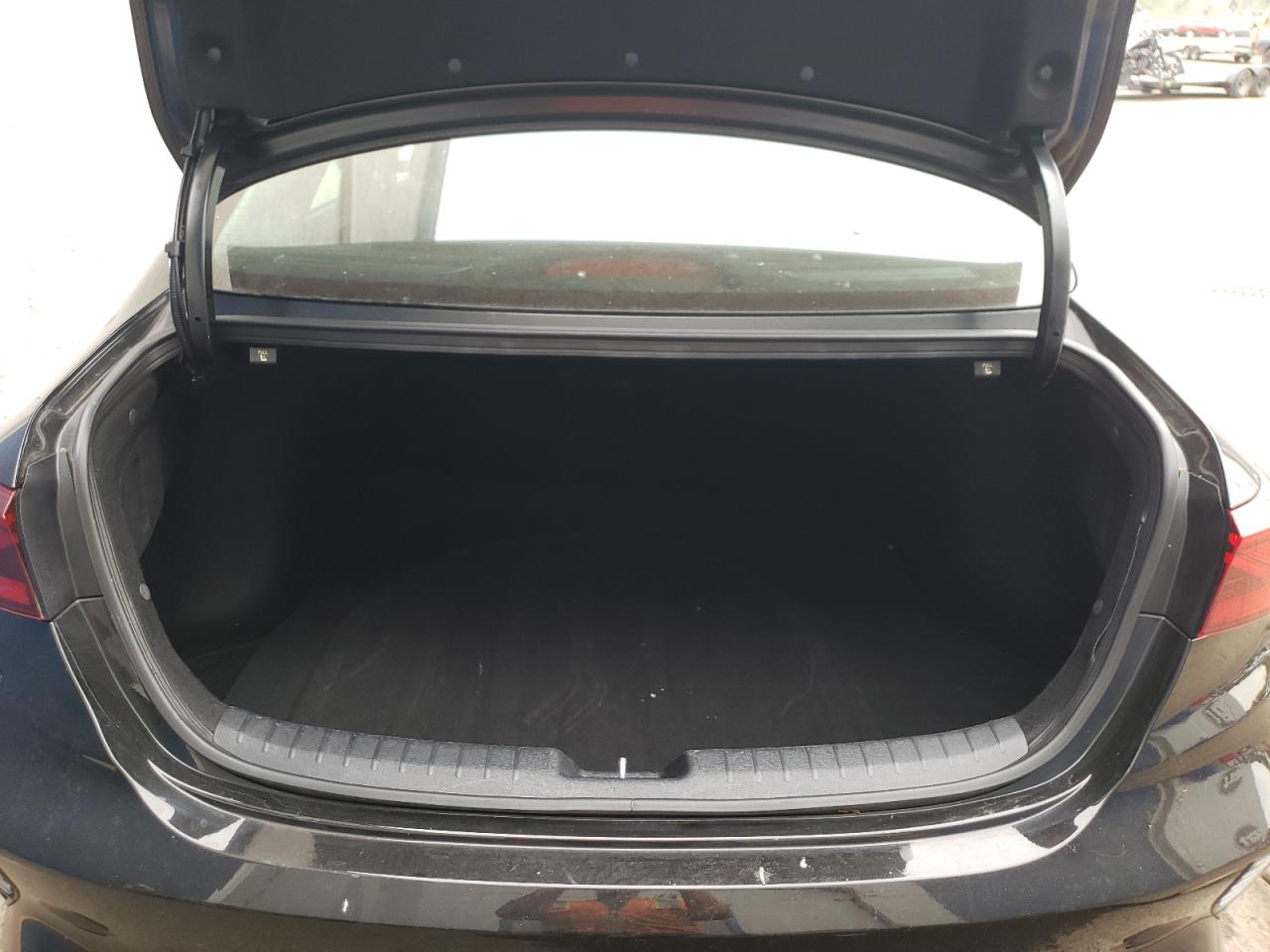 3KPF24AD7PE628278 KIA FORTE LX