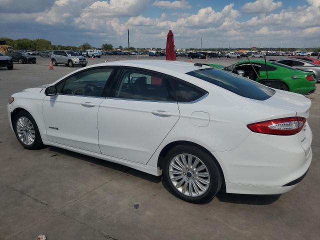 3FA6P0LU1GR360205 Ford FUSION SE