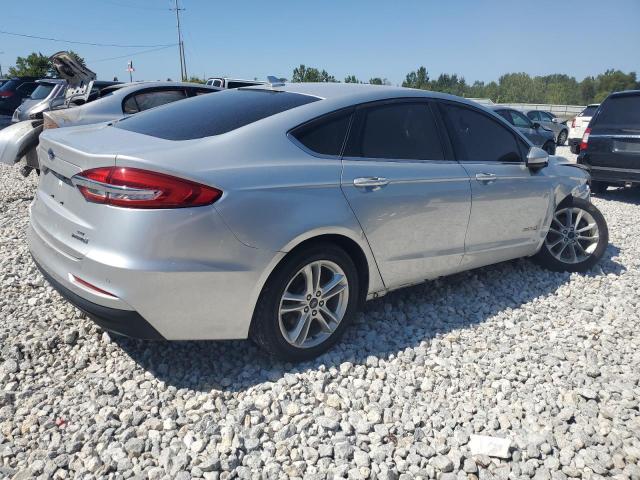 3FA6P0LU7KR183863 Ford FUSION SE