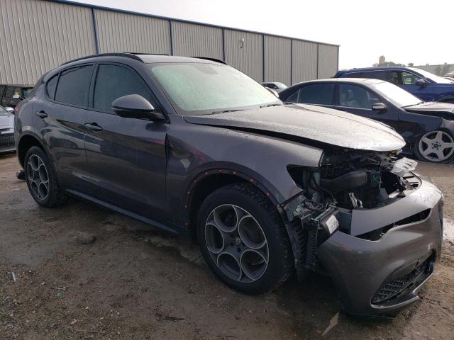 ZASFAKPN1J7B64524 Alfa Romeo Stelvio Sport