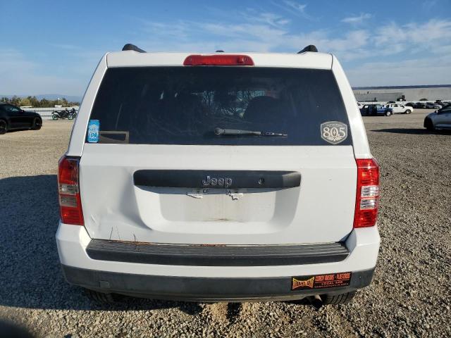 1C4NJPBA2GD806085 Jeep Patriot Sport