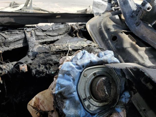 WBA8A3C50JA358667 BMW 320 XI