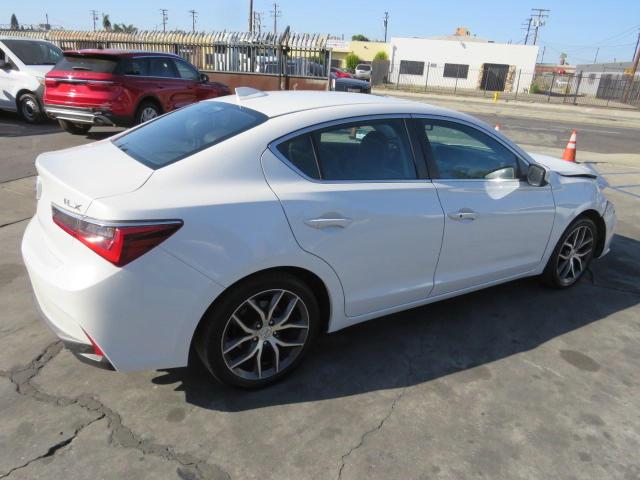 19UDE2F7XKA014117 Acura Ilx Premium