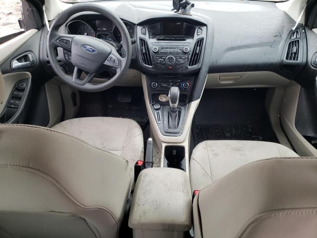 1FADP3K21HL262400 Ford FOCUS SE