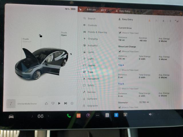 5YJ3E1EB5KF477011 Tesla MODEL 3