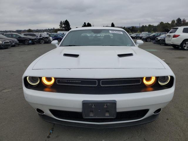 2C3CDZAG2GH107840 Dodge Challenger Sxt