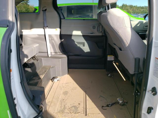 5TDKRKECXNS102987 Toyota SIENNA LE