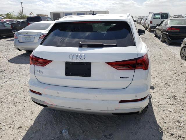 WA1AECF38L1100364 Audi Q3 PREMIUM