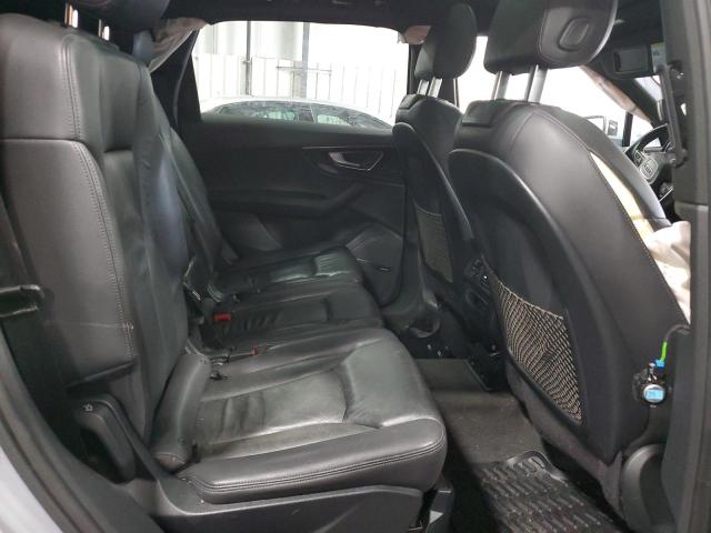 WA1LAAF7XHD007329 Audi Q7 Premium Plus