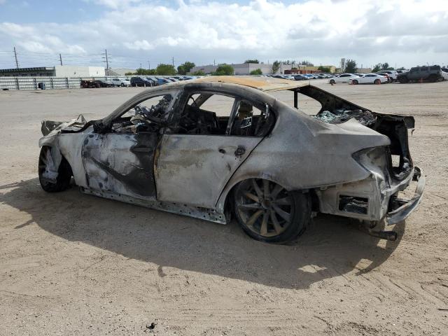 WBA8A3C50JA358667 BMW 320 XI