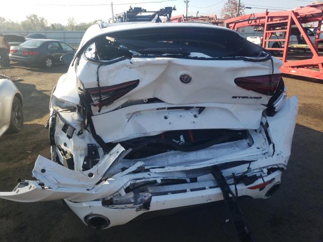 ZASPAKBN8M7D03676 Alfa Romeo STELVIO TI