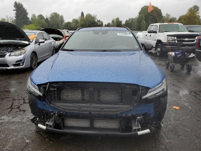 YV1102EM9L2382155 Volvo V60 T5 R-design