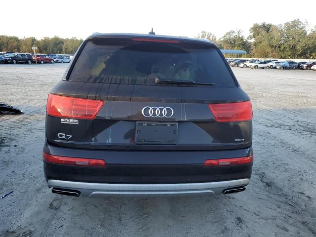 WA1LHAF7XJD021183 Audi Q7 Premium Plus