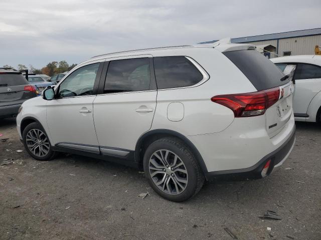JA4AZ3A3XHZ024246 Mitsubishi Outlander Se