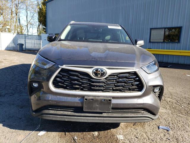 5TDHZRBH3NS571017 Toyota Highlander Xle