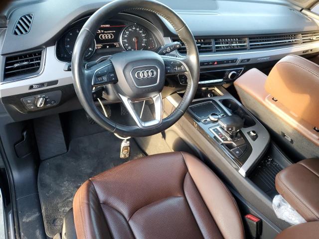WA1LHAF7XJD021183 Audi Q7 Premium Plus