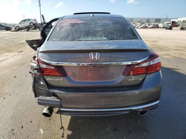 1HGCR3F98HA041154 Honda Accord Touring