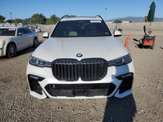 5UXCX6C03LLE35512 BMW X7 M50i