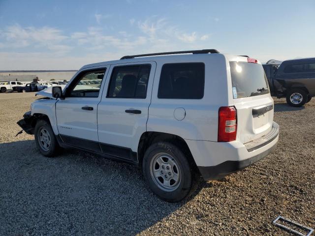1C4NJPBA2GD806085 Jeep Patriot Sport