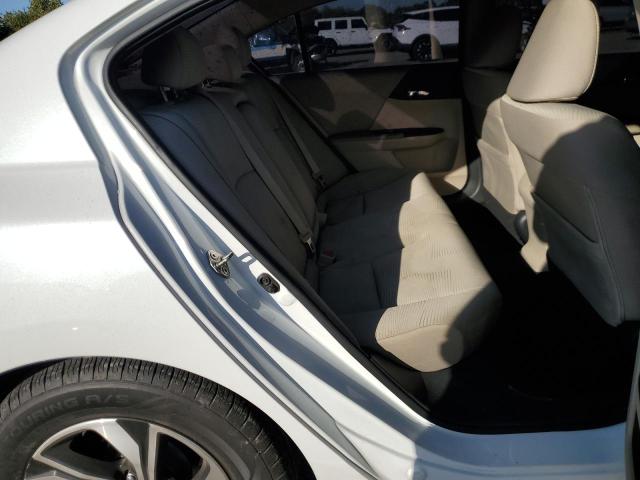 1HGCR2F33HA120611 Honda ACCORD LX