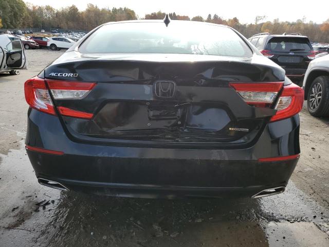 1HGCV1F90JA033152 Honda Accord Touring